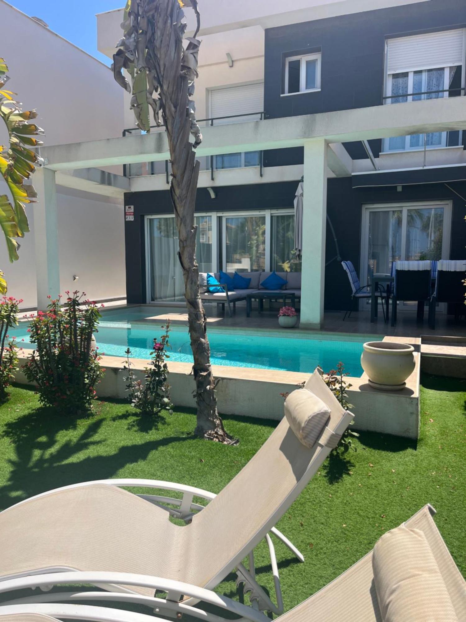 Sympathique Chalet A Gran Alacant Εξωτερικό φωτογραφία